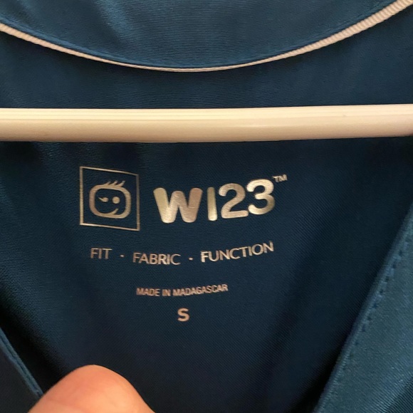 Wink brand scrub top - Picture 3 of 4